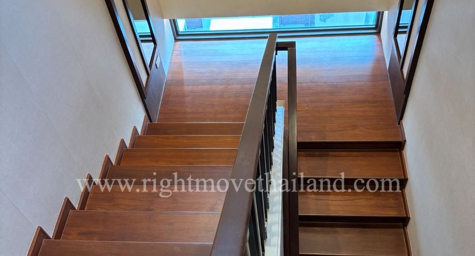For rent and for sale 3 bedrooms condo in Khlong Toei, Bangkok