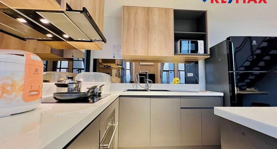 For rent 2 bedrooms condo in Bang Lamung, Chonburi
