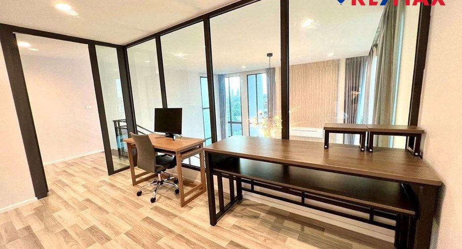 For rent 2 bedrooms condo in Bang Lamung, Chonburi
