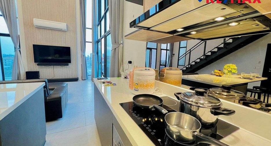 For rent 2 bedrooms condo in Bang Lamung, Chonburi