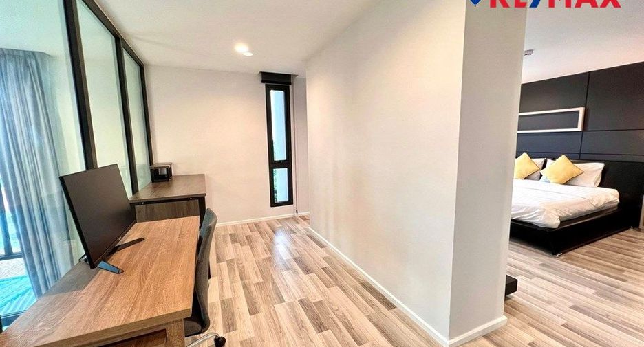 For rent 2 bedrooms condo in Bang Lamung, Chonburi