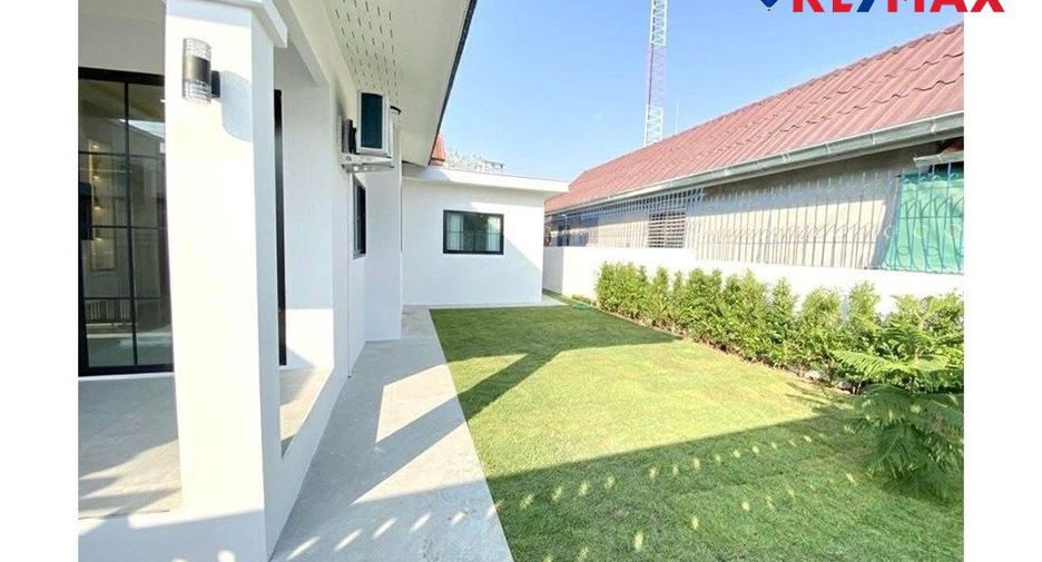 For sale 3 bedrooms house in Bang Lamung, Chonburi