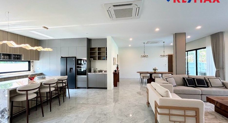 For sale 3 bedrooms house in Bang Lamung, Chonburi
