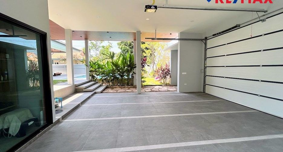 For sale 3 bedrooms house in Bang Lamung, Chonburi
