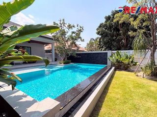 For sale 3 bedrooms house in Bang Lamung, Chonburi