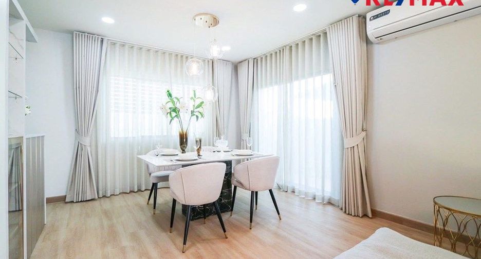 For sale 3 bedrooms house in Bang Lamung, Chonburi
