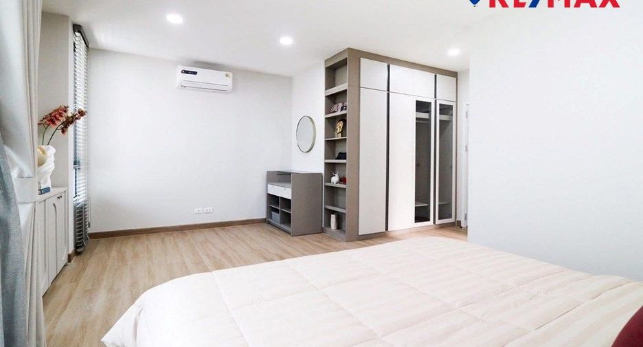 For sale 3 bedrooms house in Bang Lamung, Chonburi