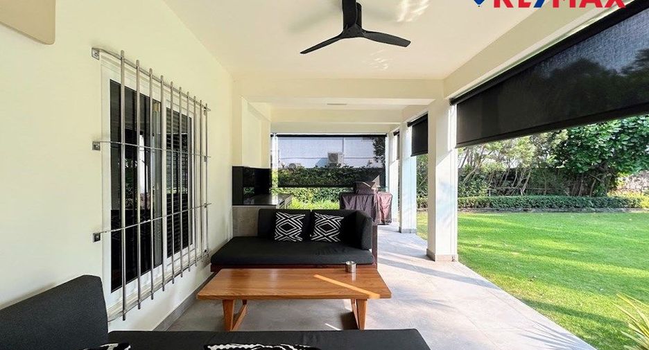 For sale 3 bedrooms house in Bang Lamung, Chonburi