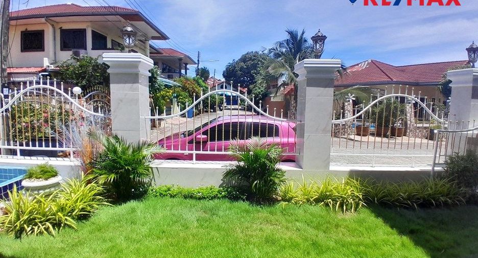 Casa en venta de 5 habitaciones en Bang Lamung, Chonburi