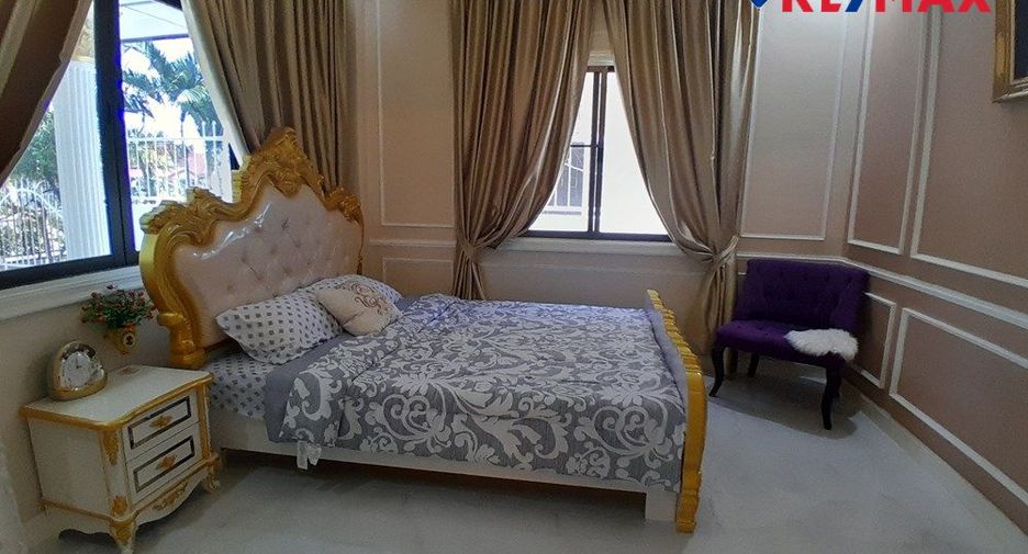 Casa en venta de 5 habitaciones en Bang Lamung, Chonburi