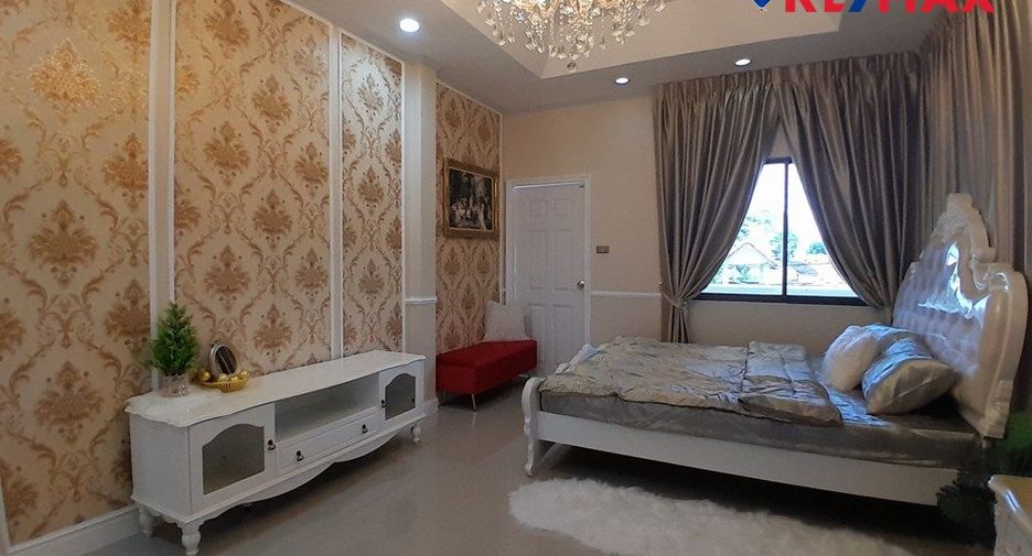 Casa en venta de 5 habitaciones en Bang Lamung, Chonburi