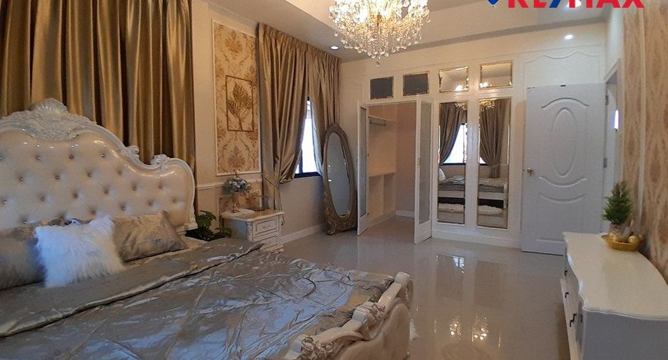 Casa en venta de 5 habitaciones en Bang Lamung, Chonburi