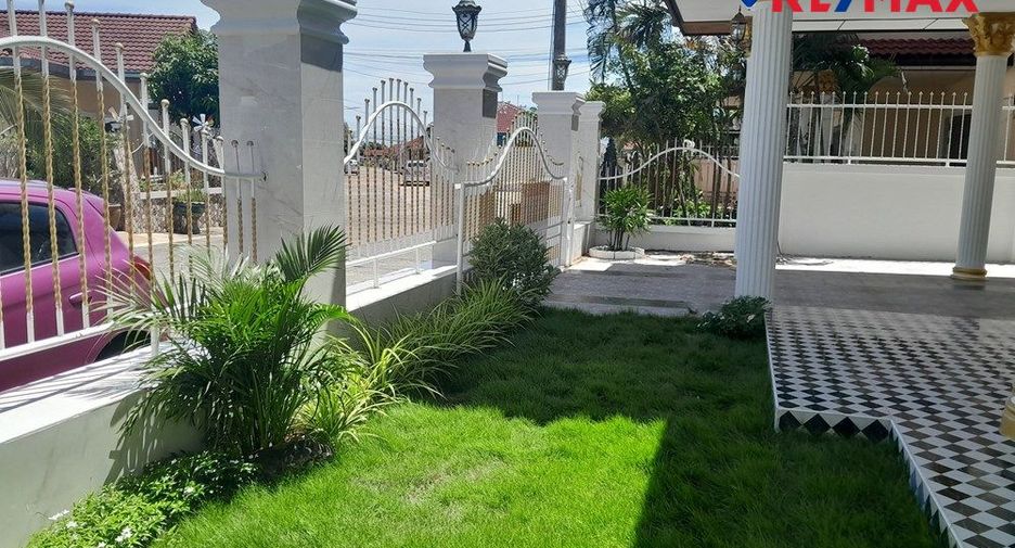 Casa en venta de 5 habitaciones en Bang Lamung, Chonburi