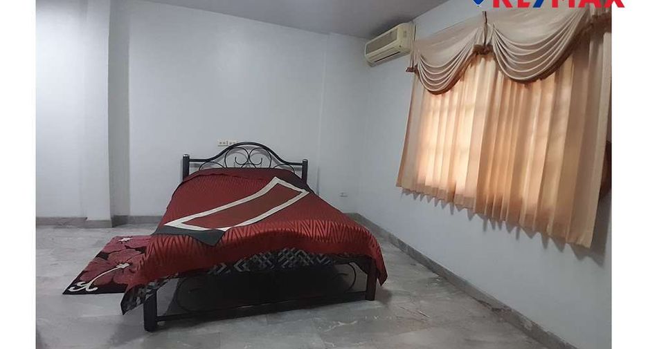 For sale 4 bedrooms house in Bang Lamung, Chonburi