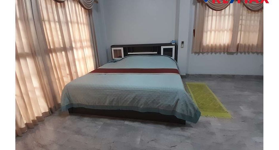 For sale 4 bedrooms house in Bang Lamung, Chonburi