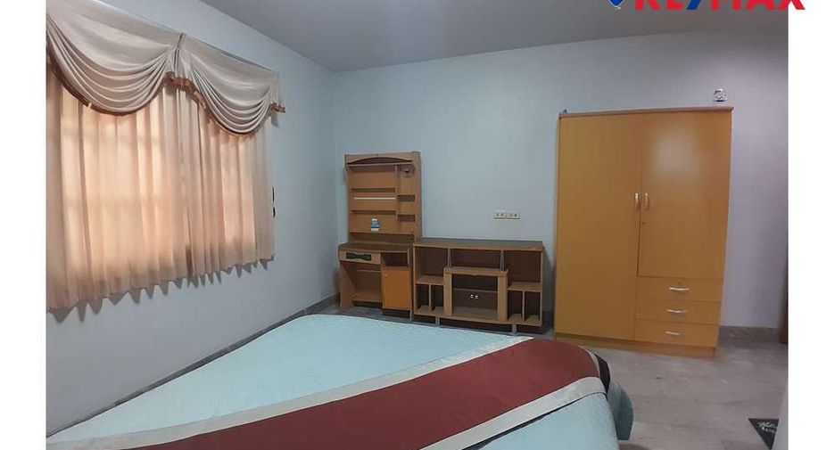 For sale 4 bedrooms house in Bang Lamung, Chonburi