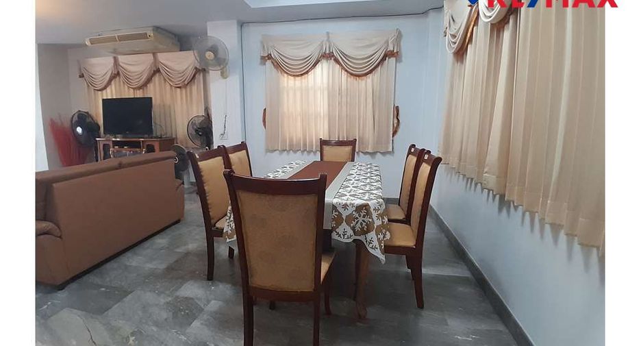 For sale 4 bedrooms house in Bang Lamung, Chonburi