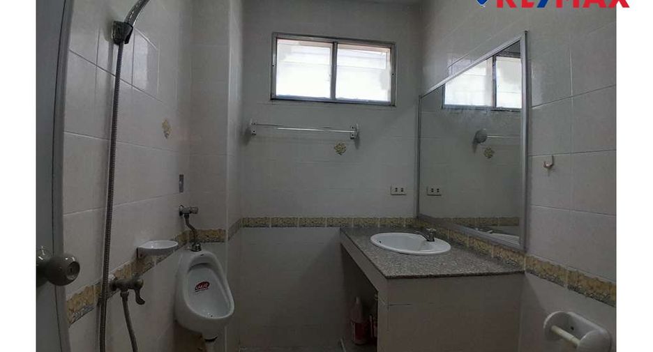 For sale 4 bedrooms house in Bang Lamung, Chonburi