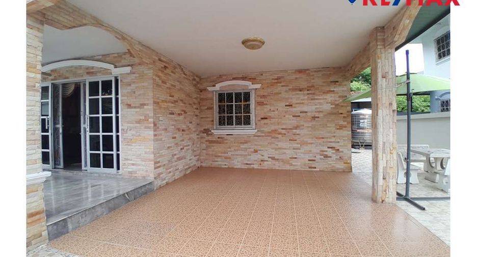 For sale 4 bedrooms house in Bang Lamung, Chonburi