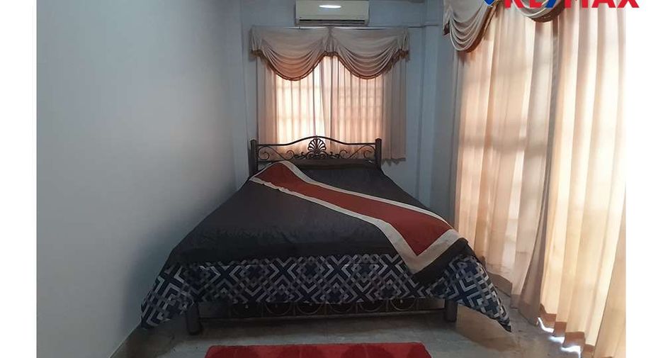 For sale 4 bedrooms house in Bang Lamung, Chonburi