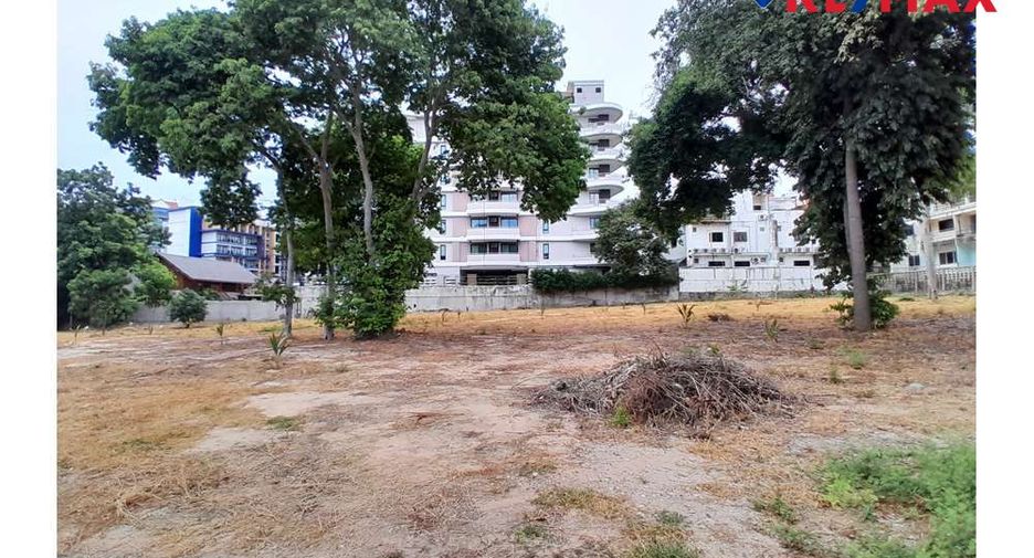 À vendre terrain à Bang Lamung, Chonburi