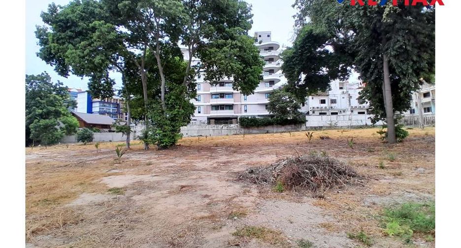À vendre terrain à Bang Lamung, Chonburi