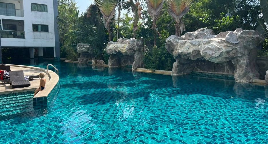 Condo en alquiler de 2 habitaciones en Bang Lamung, Chonburi