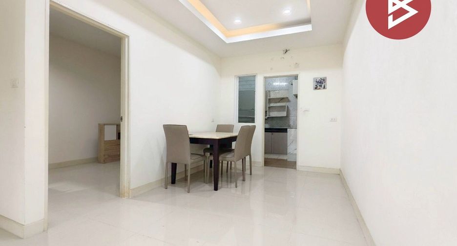 Casa adosada en venta de 4 habitaciones en Mueang Samut Sakhon, Samut Sakhon