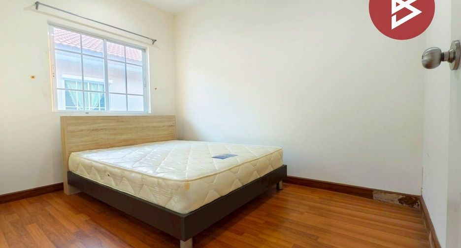 Casa adosada en venta de 4 habitaciones en Mueang Samut Sakhon, Samut Sakhon