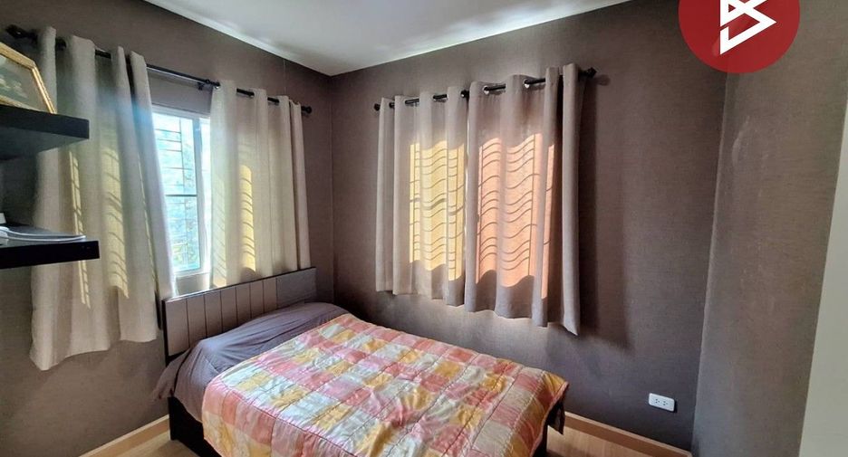 For sale 3 bedrooms townhouse in Khlong Sam Wa, Bangkok
