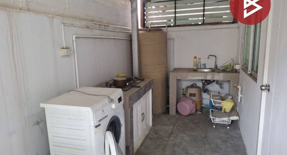 For sale 3 bedrooms townhouse in Khlong Sam Wa, Bangkok
