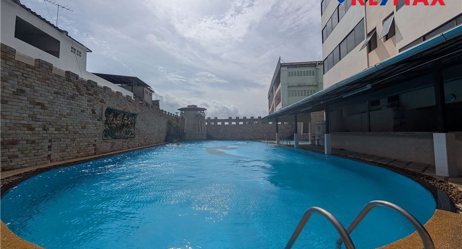 For sale 1 bed condo in Bang Lamung, Chonburi