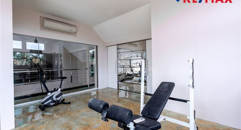 For sale 3 bedrooms house in Ko Samui, Surat Thani
