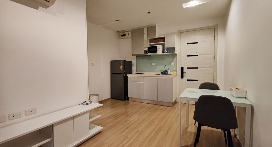 Wohnung zur Miete mit 1 Zimmer in Suan Luang, Bangkok