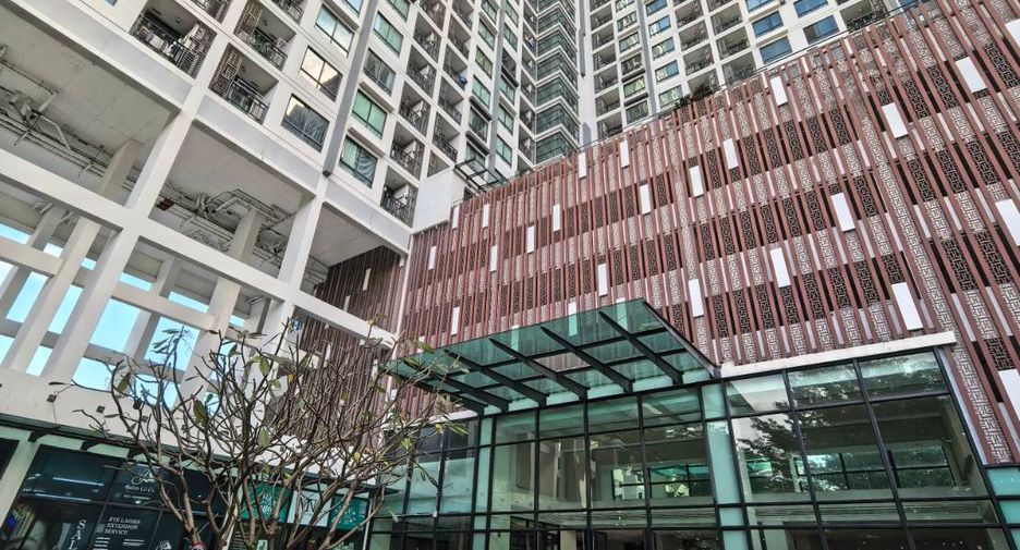 Condo en alquiler de 2 habitaciones en Suan Luang, Bangkok