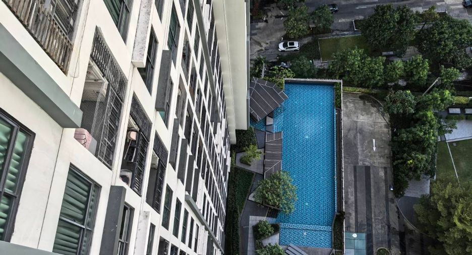 Condo en alquiler de 2 habitaciones en Suan Luang, Bangkok