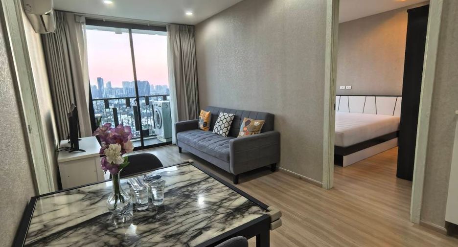 Condo en alquiler de 2 habitaciones en Suan Luang, Bangkok