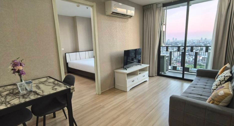 Condo en alquiler de 2 habitaciones en Suan Luang, Bangkok