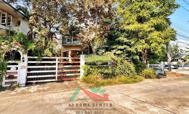 For sale 3 bedrooms house in Prawet, Bangkok