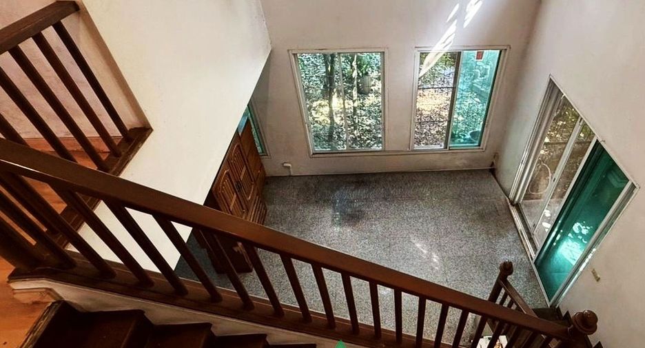 For sale 3 bedrooms house in Prawet, Bangkok