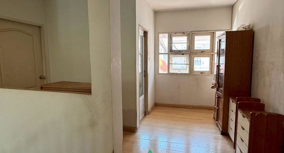 For sale 3 bedrooms house in Prawet, Bangkok