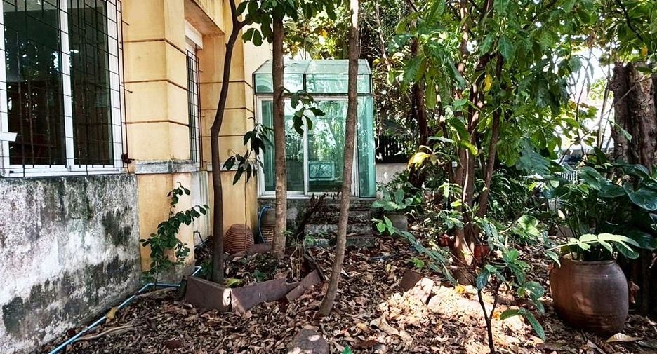 For sale 3 bedrooms house in Prawet, Bangkok