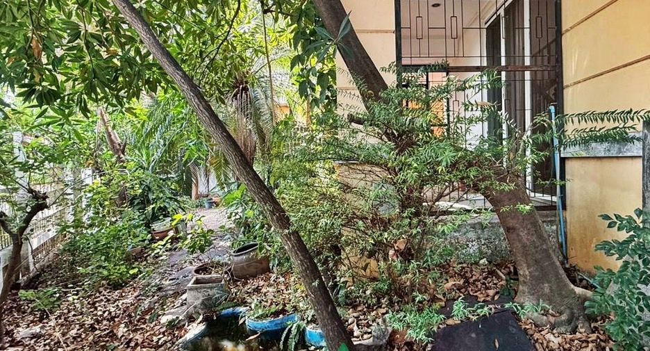 For sale 3 bedrooms house in Prawet, Bangkok