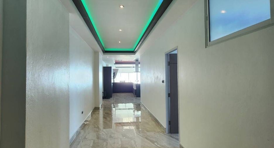Condo en venta de 3 habitaciones en Bang Lamung, Chonburi