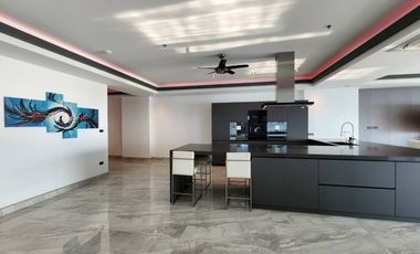 Condo en venta de 3 habitaciones en Bang Lamung, Chonburi