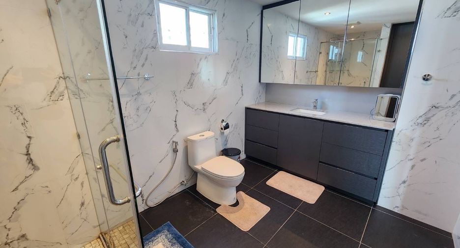 Condo en venta de 3 habitaciones en Bang Lamung, Chonburi