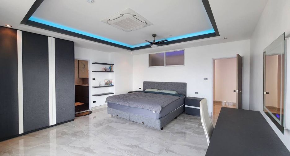 Condo en venta de 3 habitaciones en Bang Lamung, Chonburi