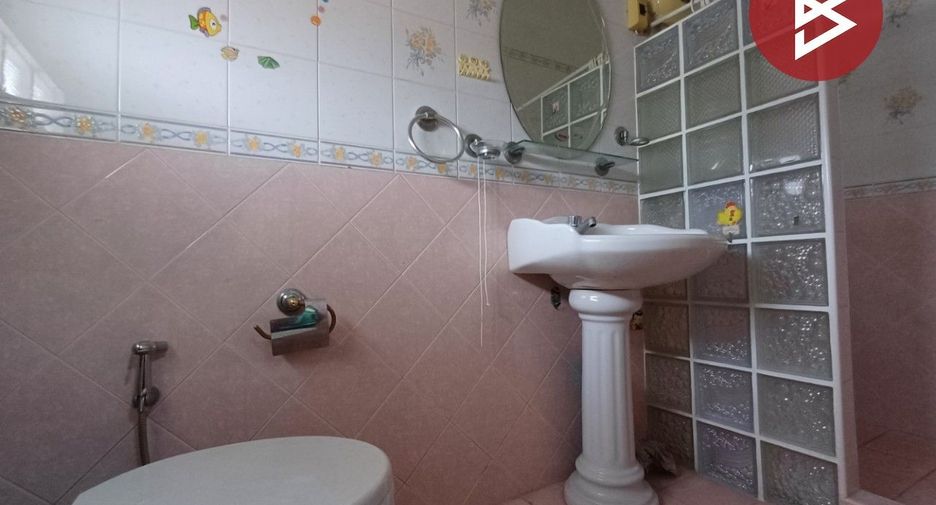For sale 3 ベッドルーム house in Damnoen Saduak, Ratchaburi