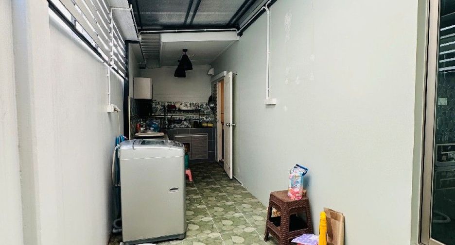 For sale 3 bedrooms house in Ban Chang, Rayong