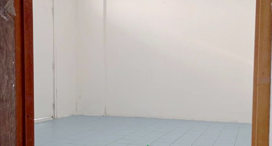 For rent retail Space in Phutthamonthon, Nakhon Pathom